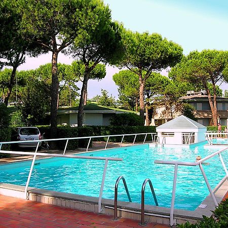 Appartamenti Villaggio San Siro Бибионе Екстериор снимка