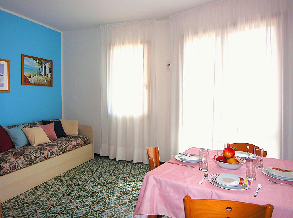 Appartamenti Villaggio San Siro Бибионе Екстериор снимка
